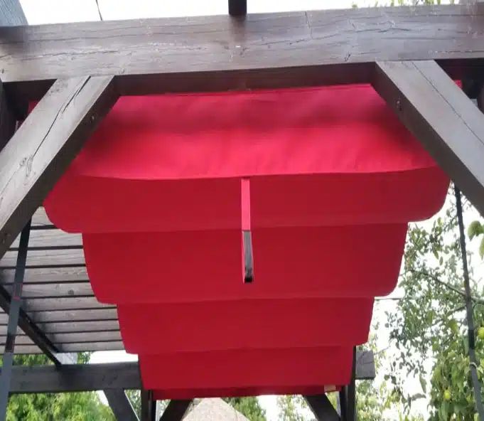Comment bien choisir la toile de remplacement idéale pour votre pergola