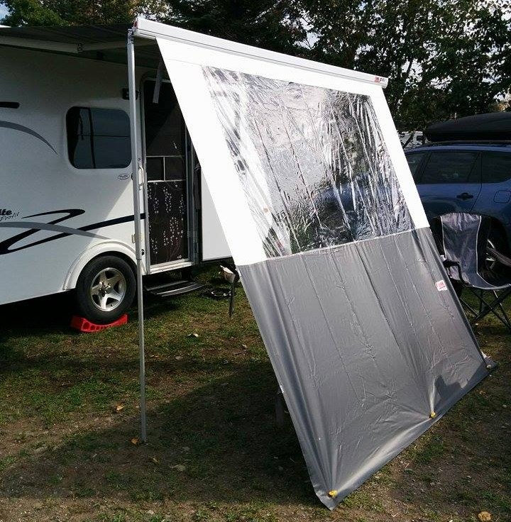 Toile auvent roulotte